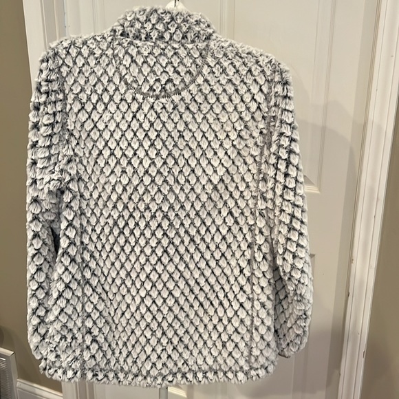 Simply Southern 1/4 zip Sherpa sweatshirt, size S - Picture 2 of 4